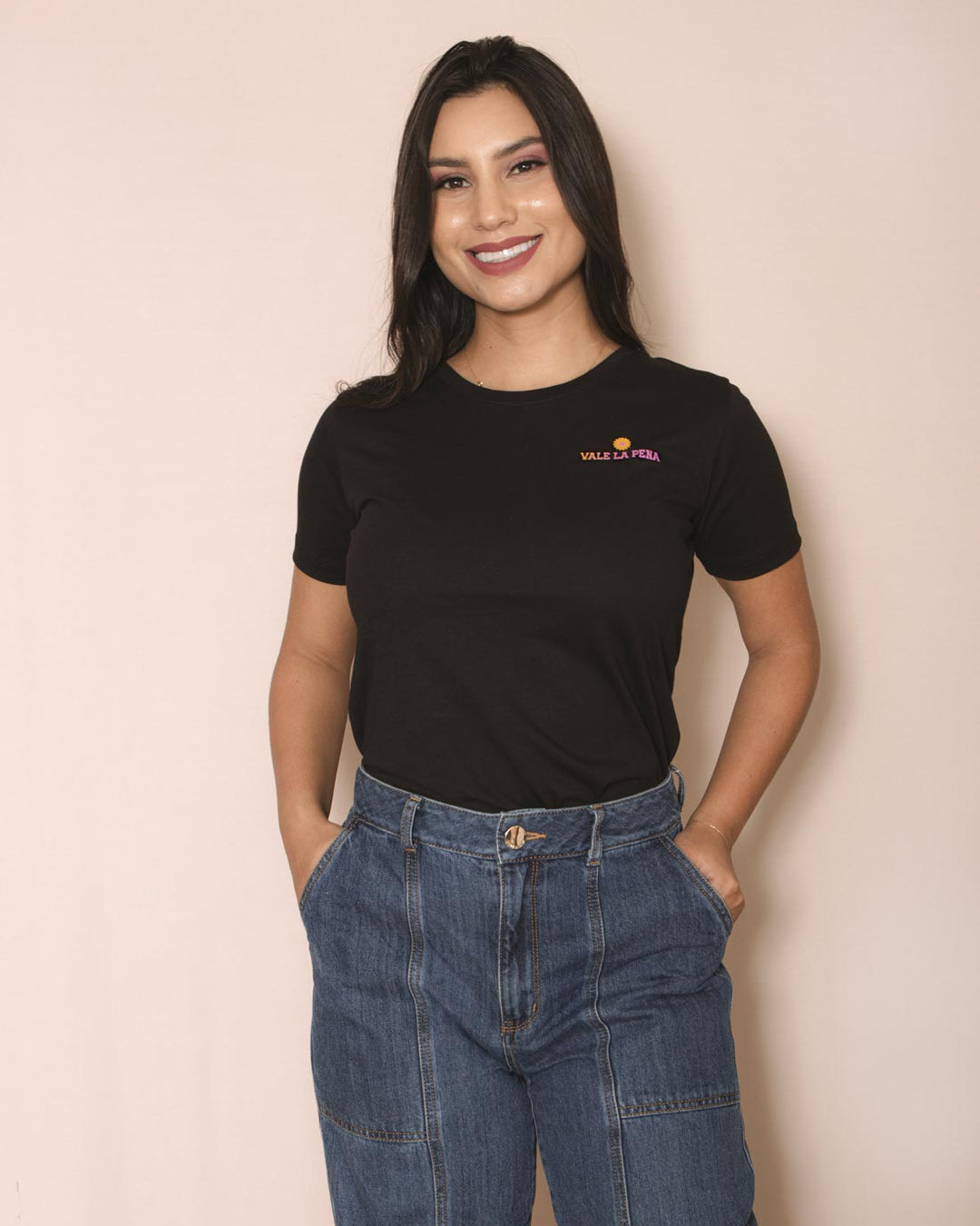 camiseta negra para mujer